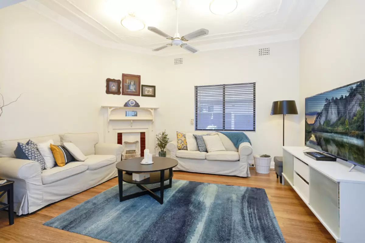 58 Wentworth Street, Croydon Park Sold by Rich & Oliva - image 2