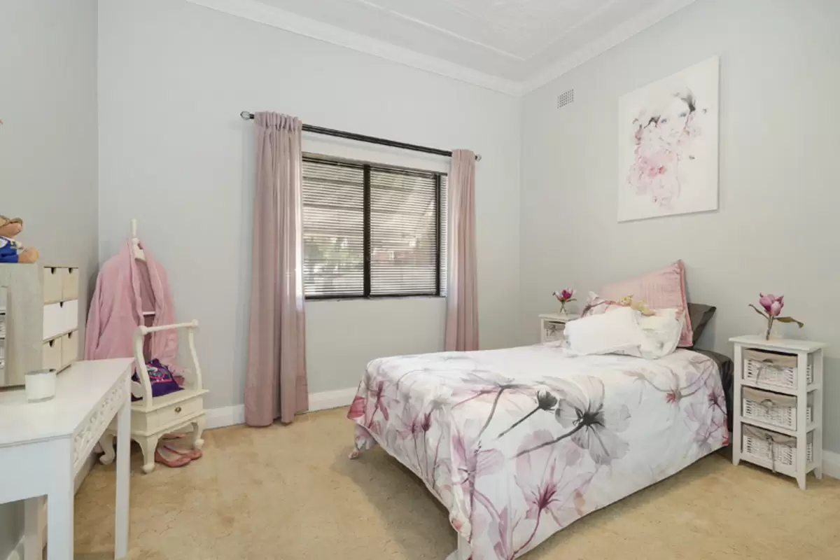 58 Wentworth Street, Croydon Park Sold by Rich & Oliva - image 9