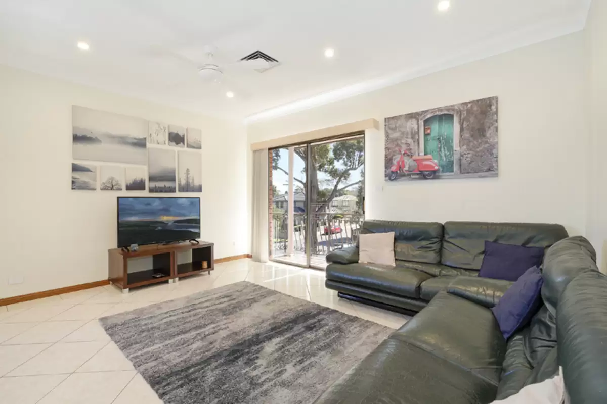 31 Lily Street, Croydon Park Sold by Rich & Oliva - image 5