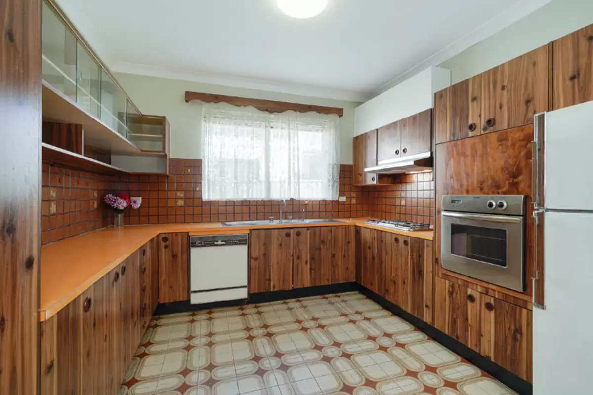 19 Leopold Street, Croydon Park Sold by Rich & Oliva - image 8