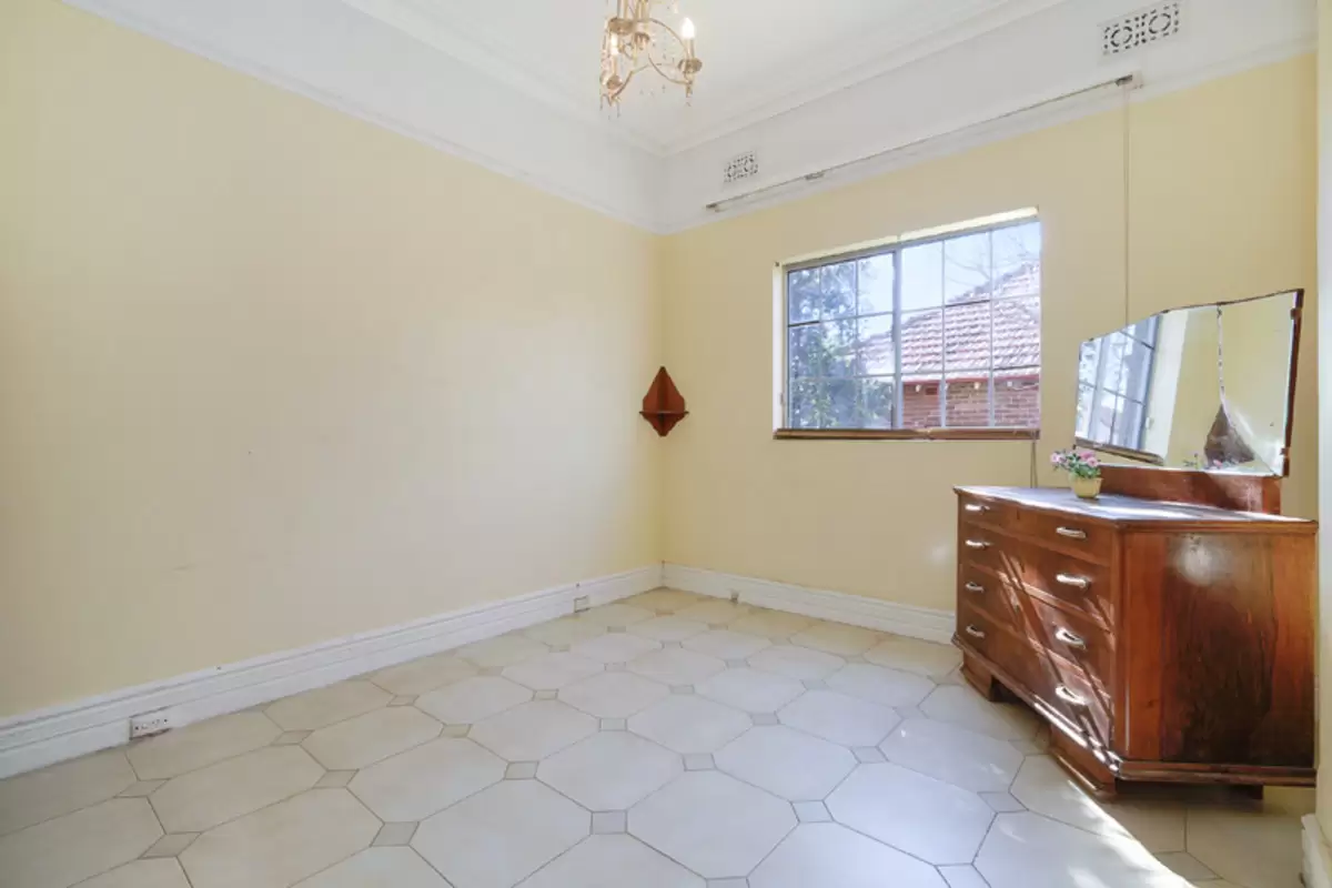 19 Leopold Street, Croydon Park Sold by Rich & Oliva - image 11