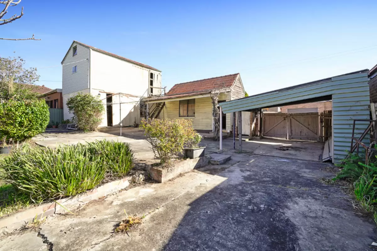 19 Leopold Street, Croydon Park Sold by Rich & Oliva - image 3
