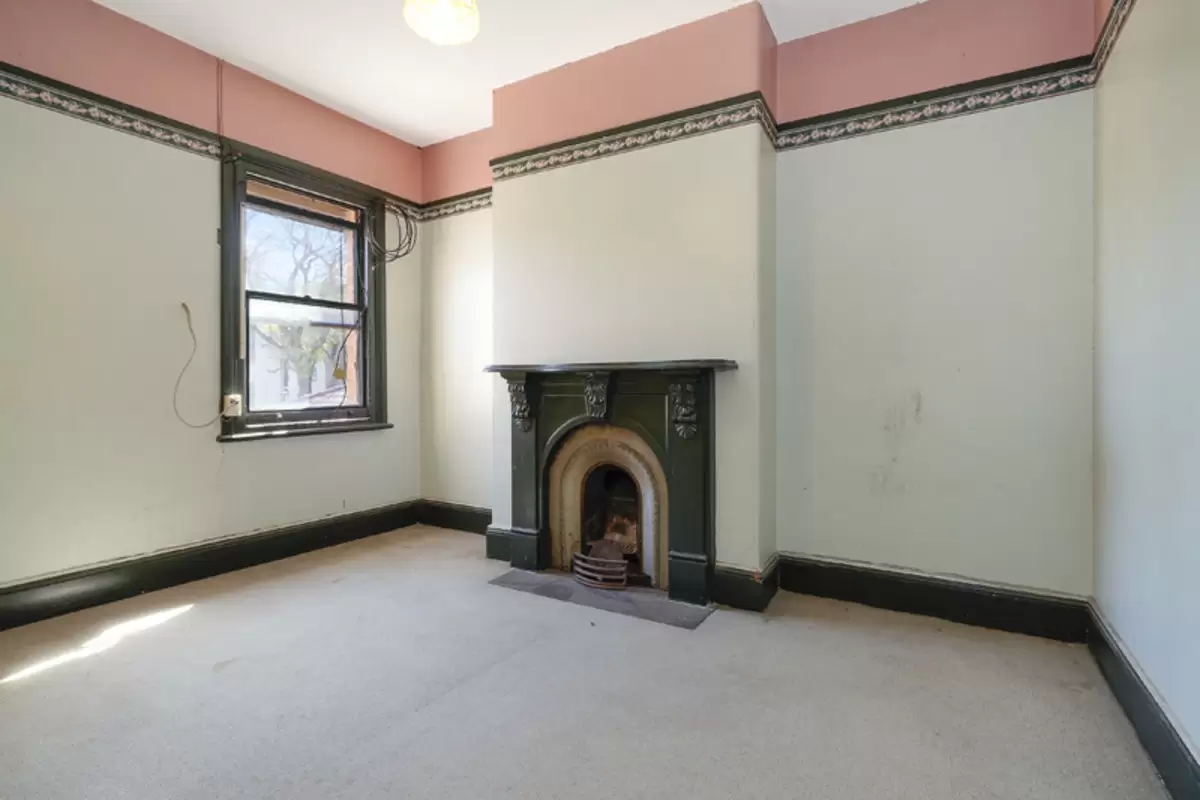 33 Henson Street, Summer Hill Sold by Rich & Oliva - image 6
