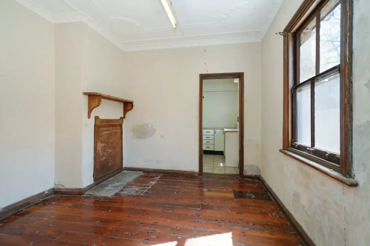 33 Henson Street, Summer Hill Sold by Rich & Oliva - image 10
