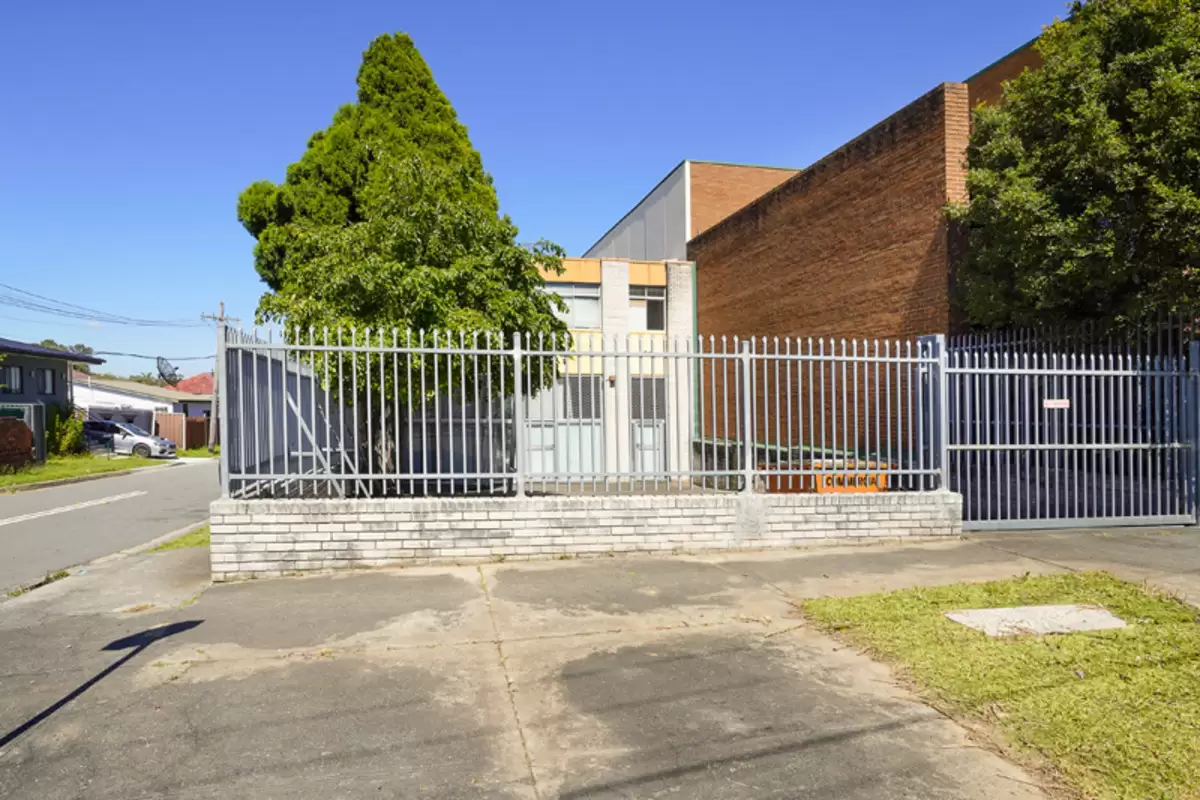80 Benaroon Road, Lakemba Sold by Rich & Oliva - image 5