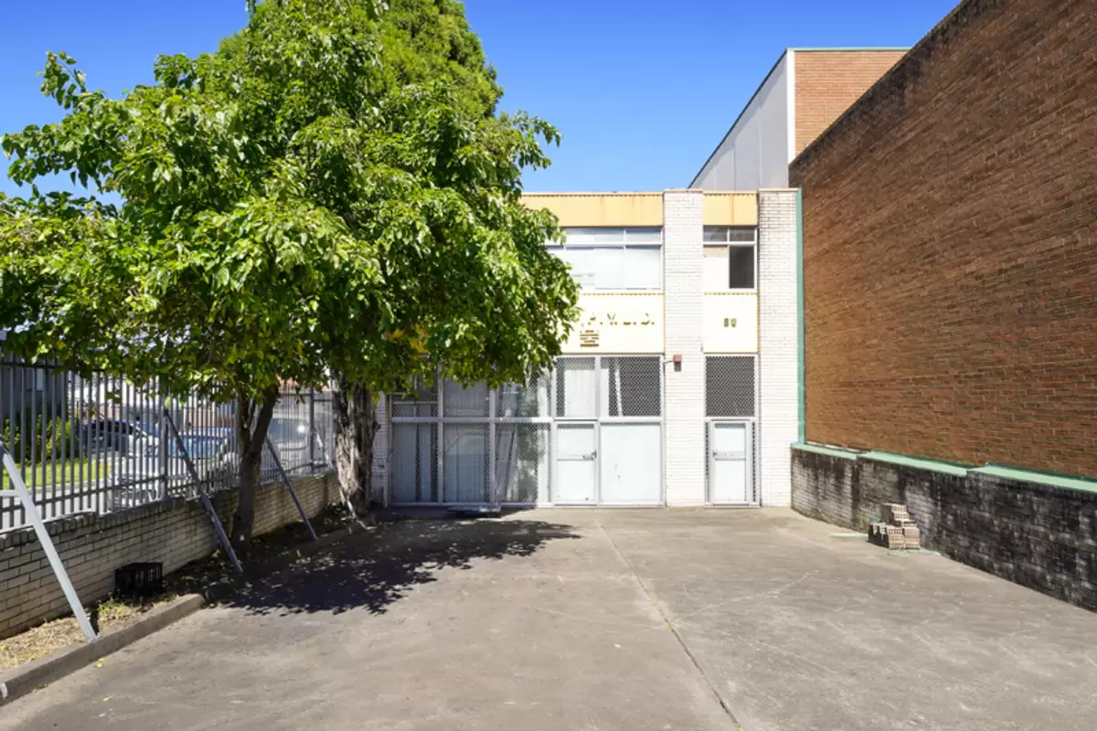 80 Benaroon Road, Lakemba Sold by Rich & Oliva - image 3