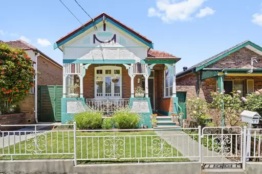 26 Second Street, Ashbury Sold by Rich & Oliva