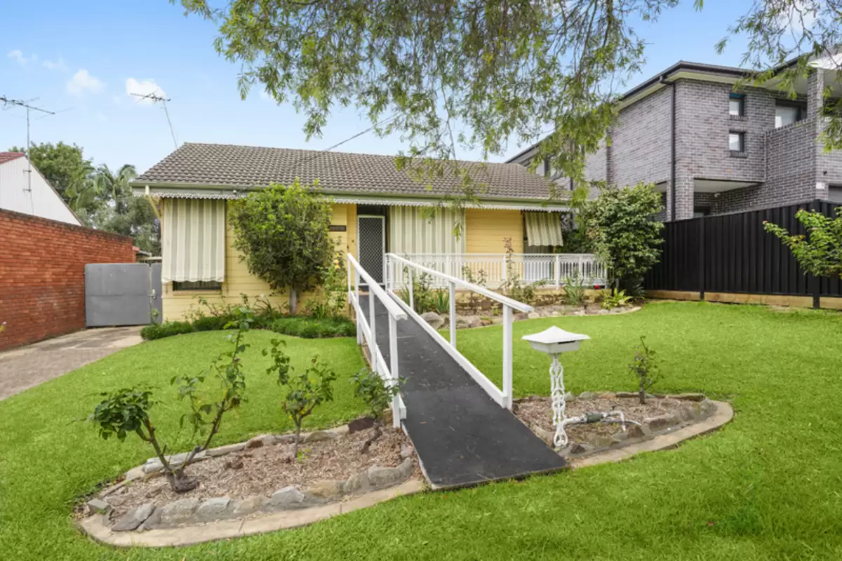 9 Latvia Avenue, Greenacre Sold by Rich & Oliva - image 12