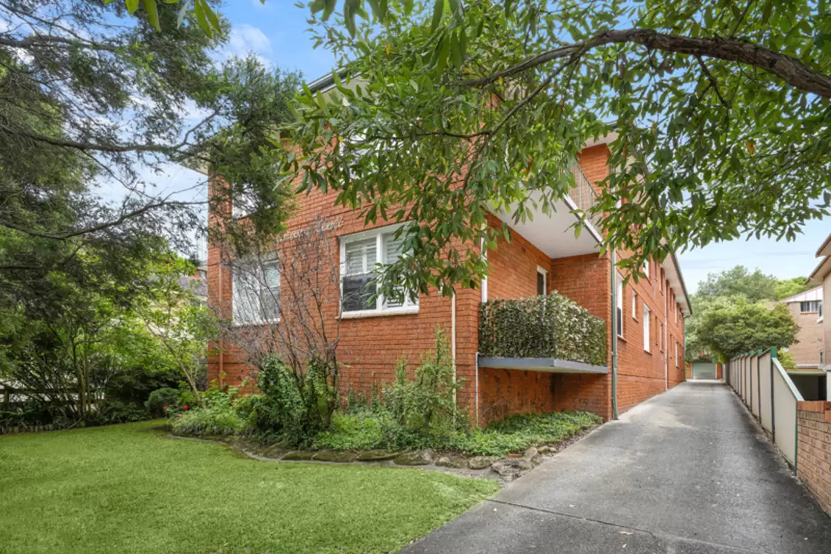 6/3 Queensborough Road, Croydon Park Sold by Rich & Oliva - image 1