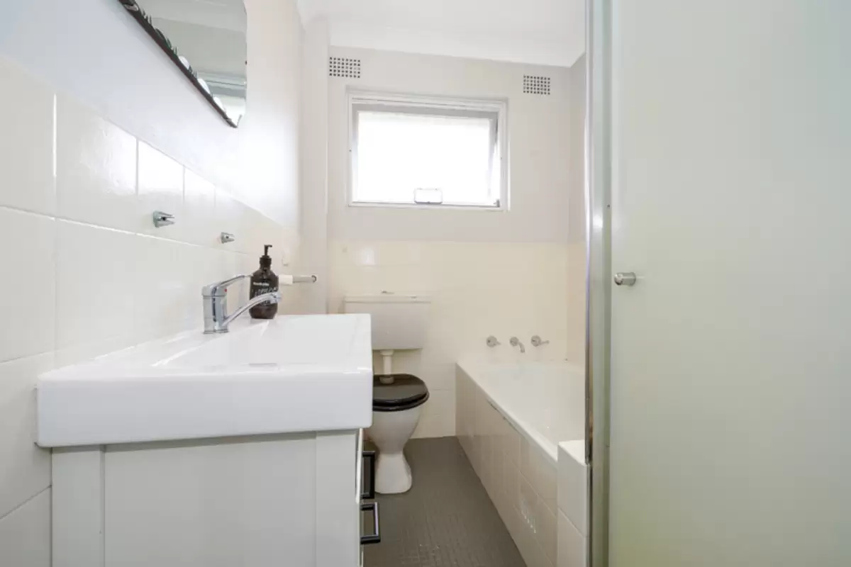 6/3 Queensborough Road, Croydon Park Sold by Rich & Oliva - image 5