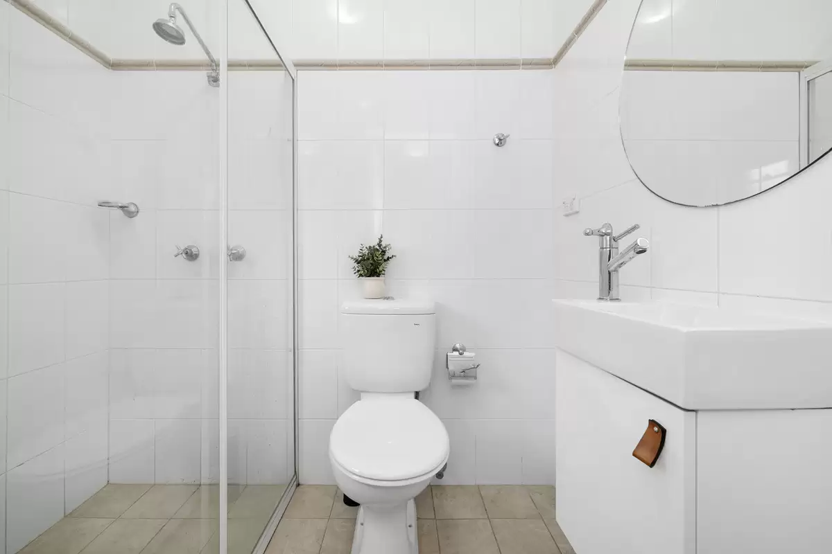 4 Terrace Lane, Dulwich Hill Sold by Rich & Oliva - image 12