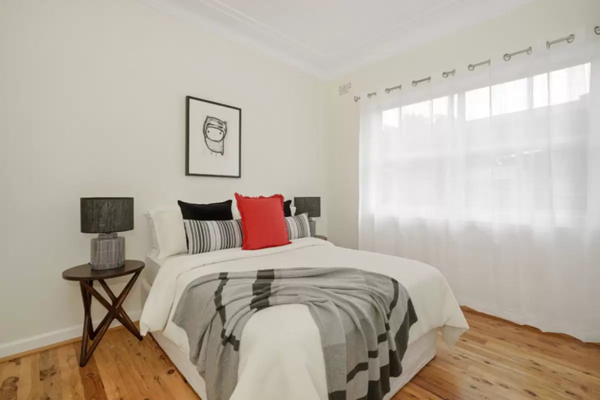 5 Florence Street, Hurlstone Park Sold by Rich & Oliva - image 5
