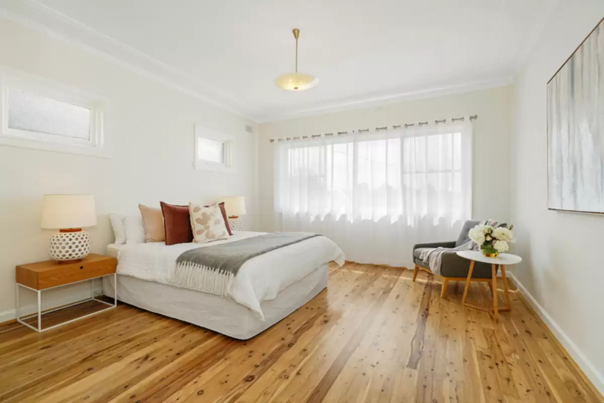 5 Florence Street, Hurlstone Park Sold by Rich & Oliva - image 7