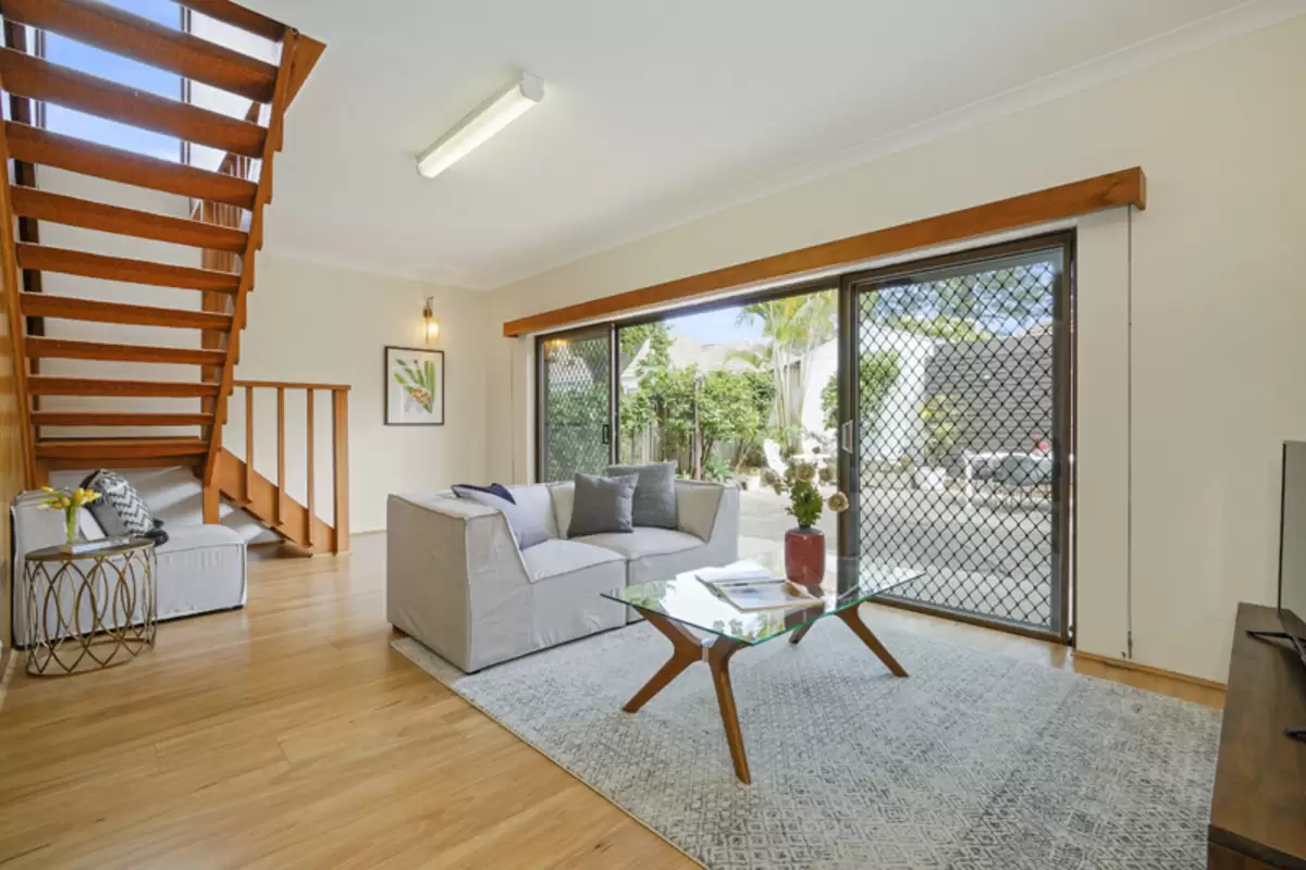 5 Florence Street, Hurlstone Park Sold by Rich & Oliva - image 4