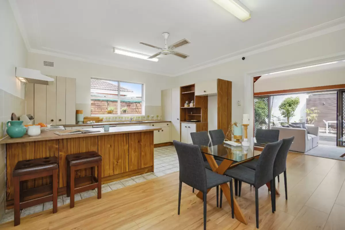 5 Florence Street, Hurlstone Park Sold by Rich & Oliva - image 3