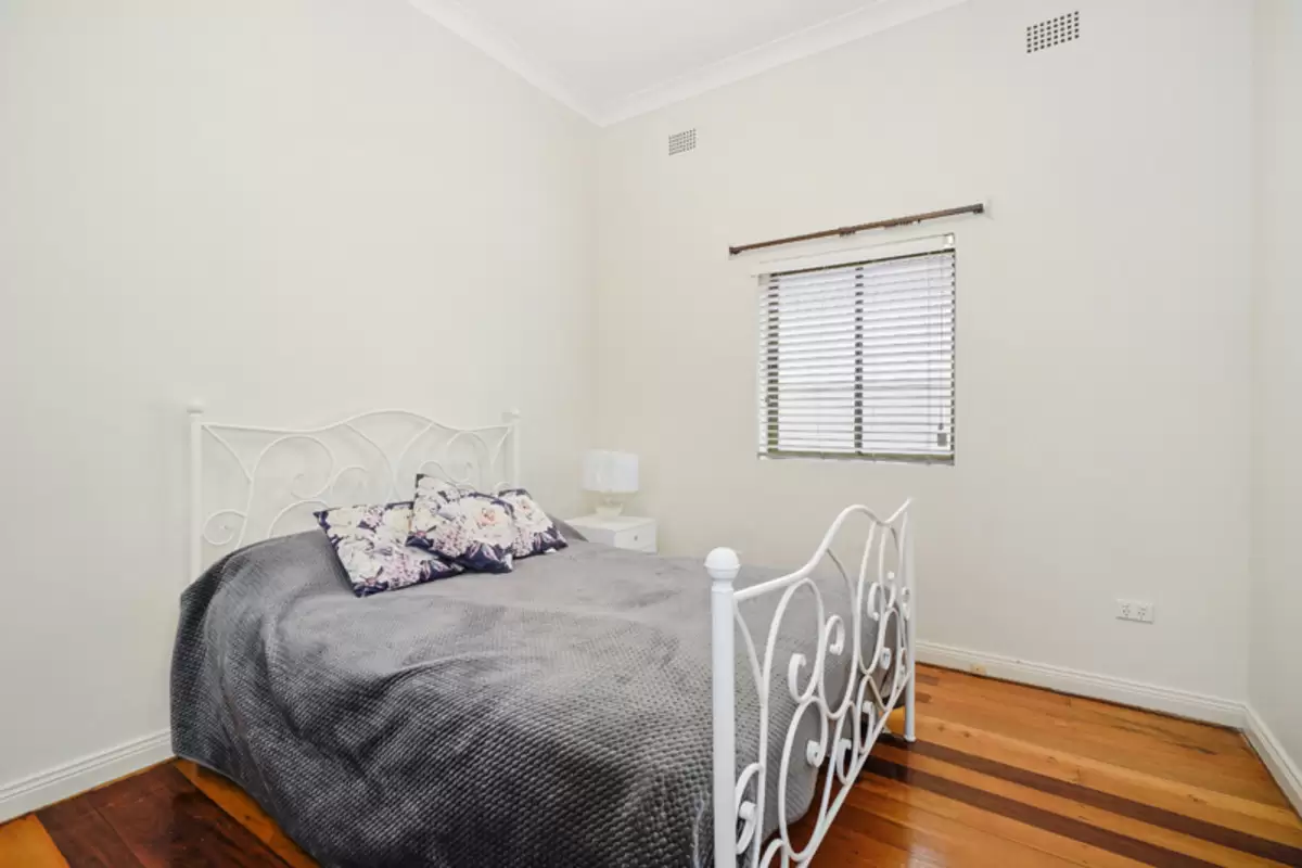 9 Trevenar Street, Ashbury Sold by Rich & Oliva - image 7