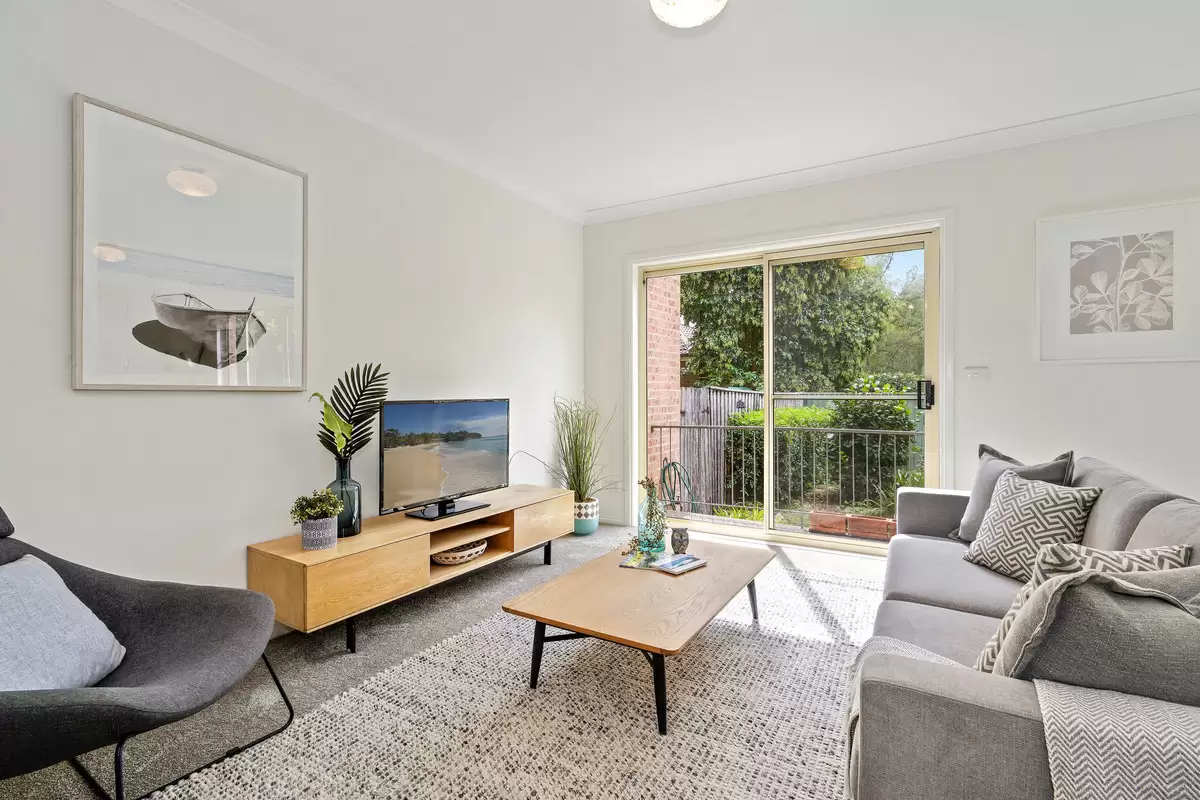 6/235 Windsor Road, Northmead Sold by Rich & Oliva - image 3