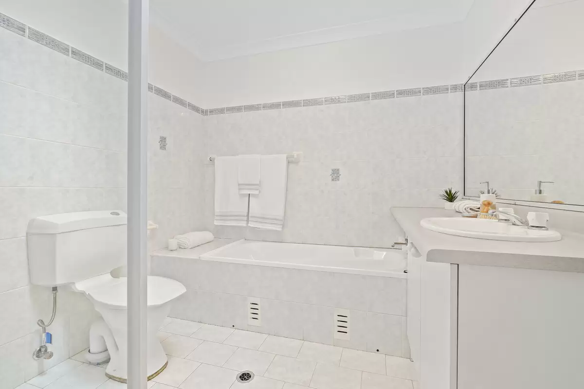 6/235 Windsor Road, Northmead Sold by Rich & Oliva - image 10