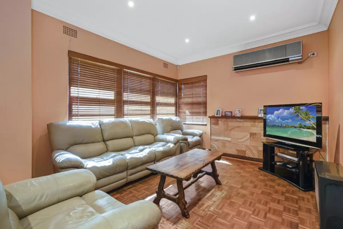 30 Archibald Street, Belmore Sold by Rich & Oliva - image 3