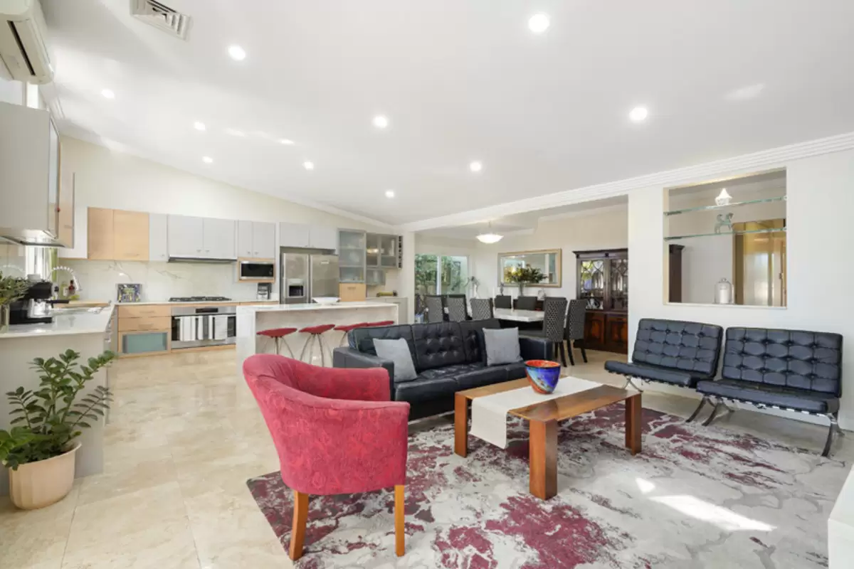16 Eden Avenue, Croydon Park Sold by Rich & Oliva - image 8