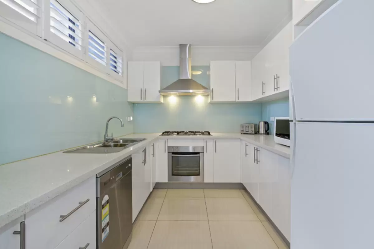 6/136 Burwood Road, Croydon Park Sold by Rich & Oliva - image 4