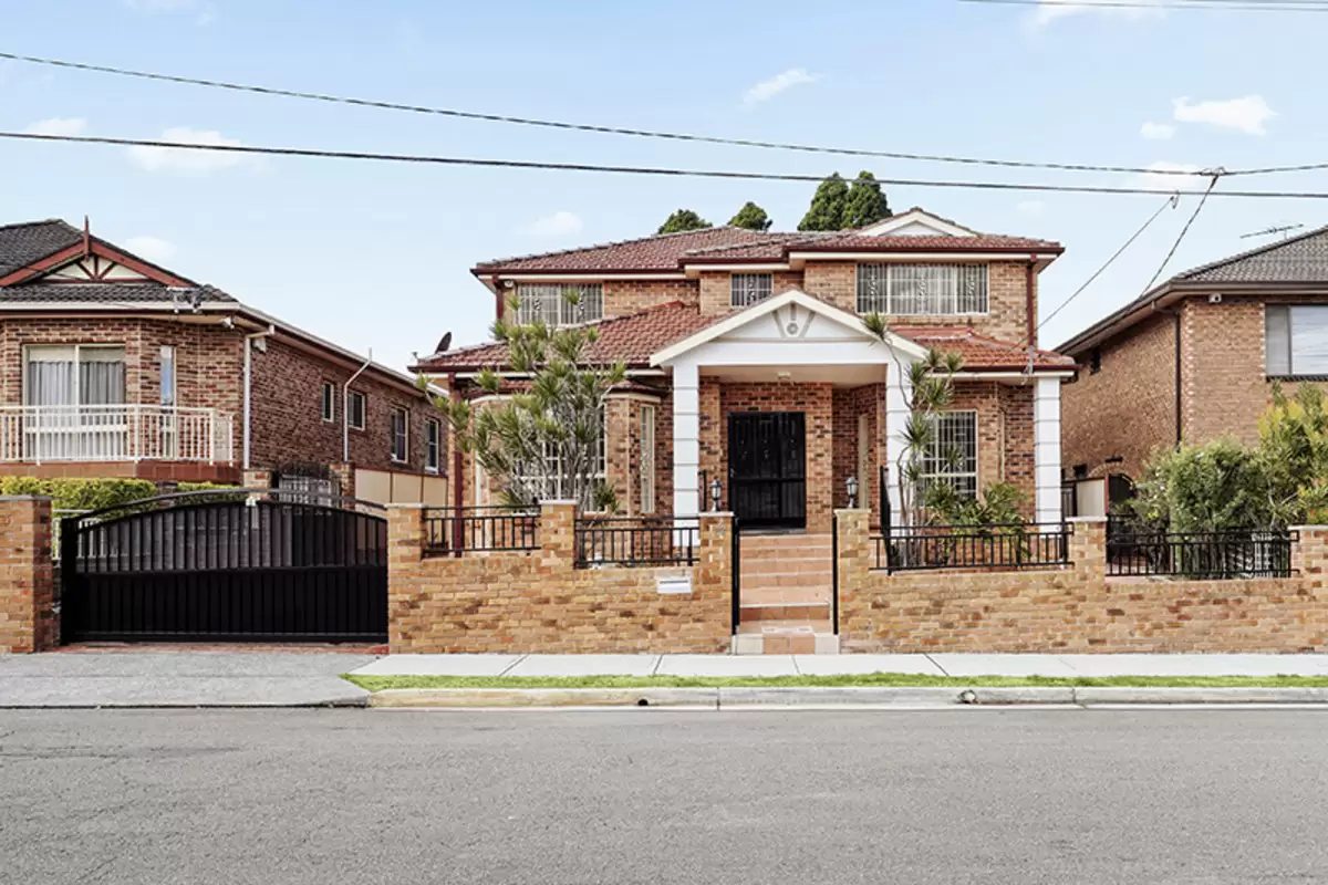 82 Portland Street, Croydon Park Sold by Rich & Oliva - image 1