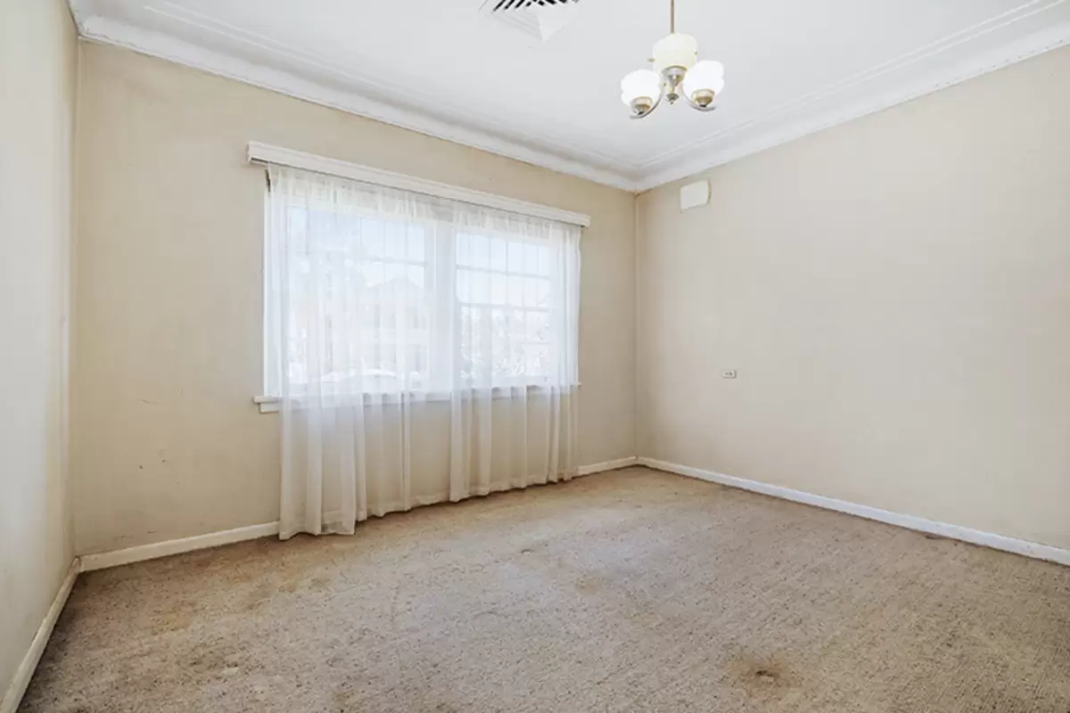 57 Hampton Street, Croydon Park Sold by Rich & Oliva - image 7