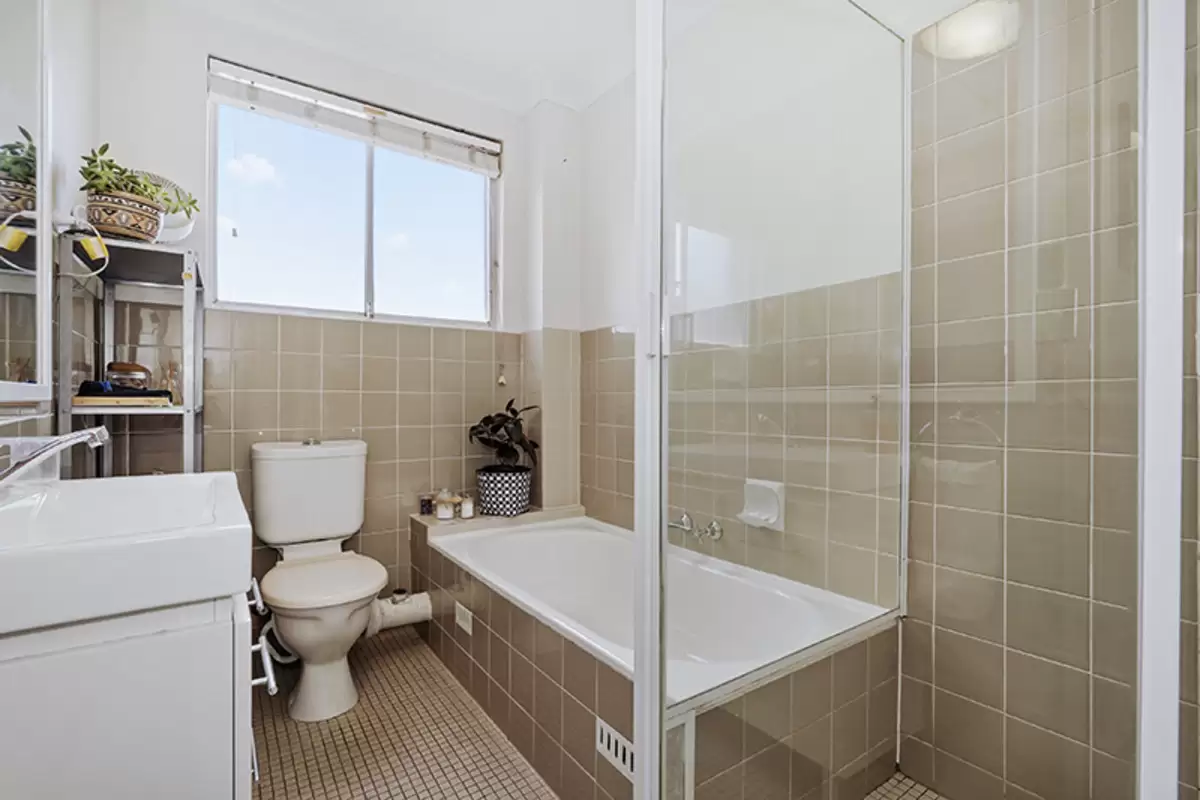 4/243 Georges River Road, Croydon Park Sold by Rich & Oliva - image 10