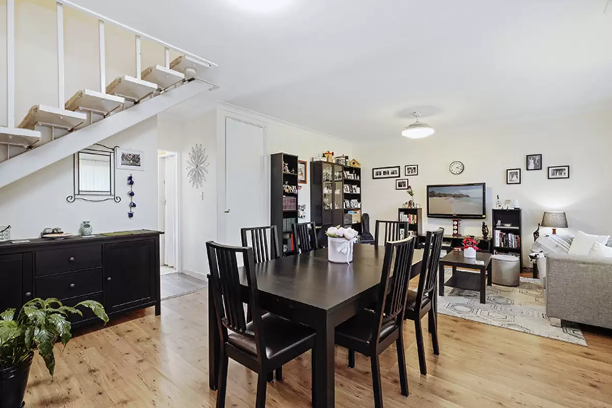 4/243 Georges River Road, Croydon Park Sold by Rich & Oliva - image 4