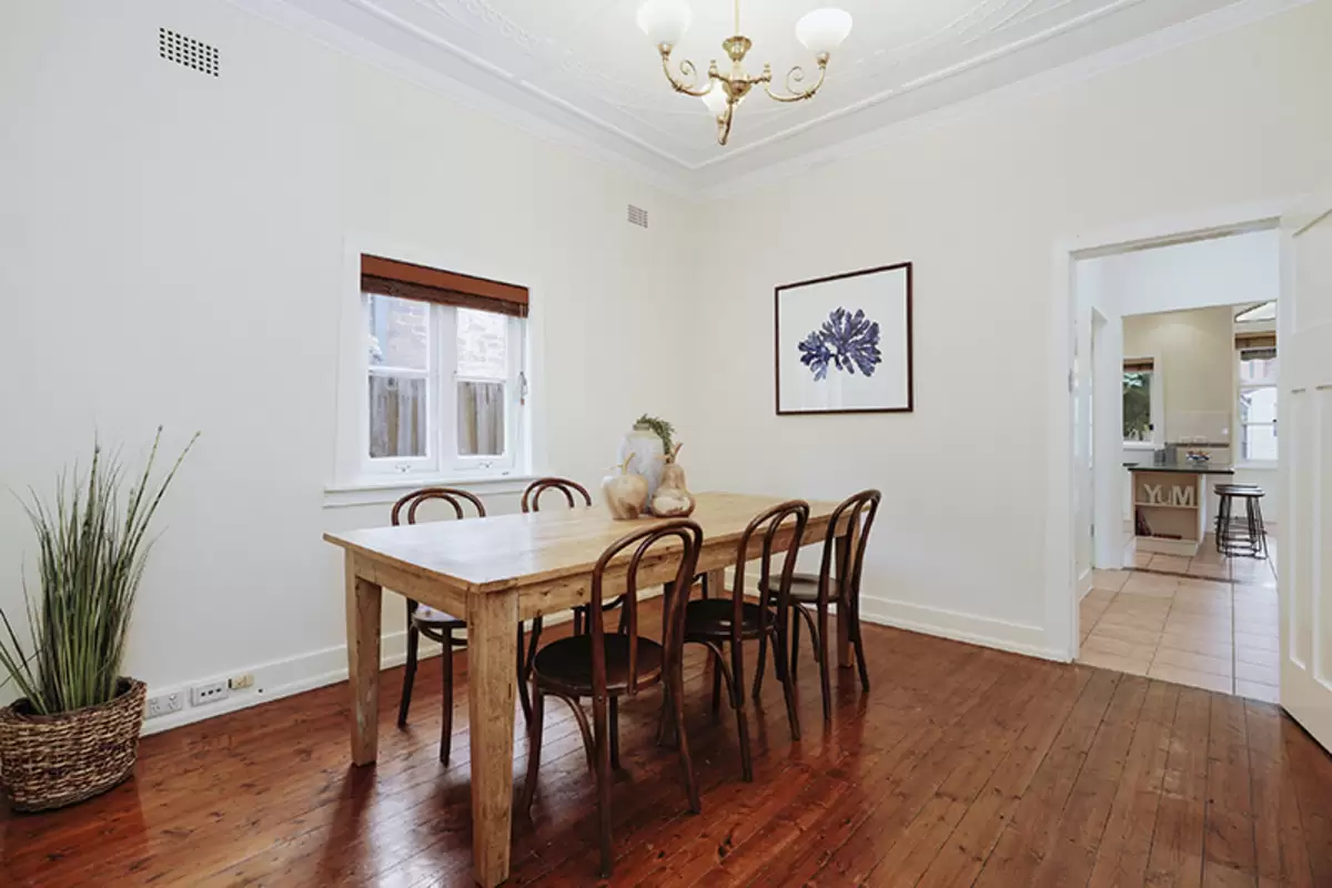 16 Hampton Street, Croydon Park Sold by Rich & Oliva - image 5