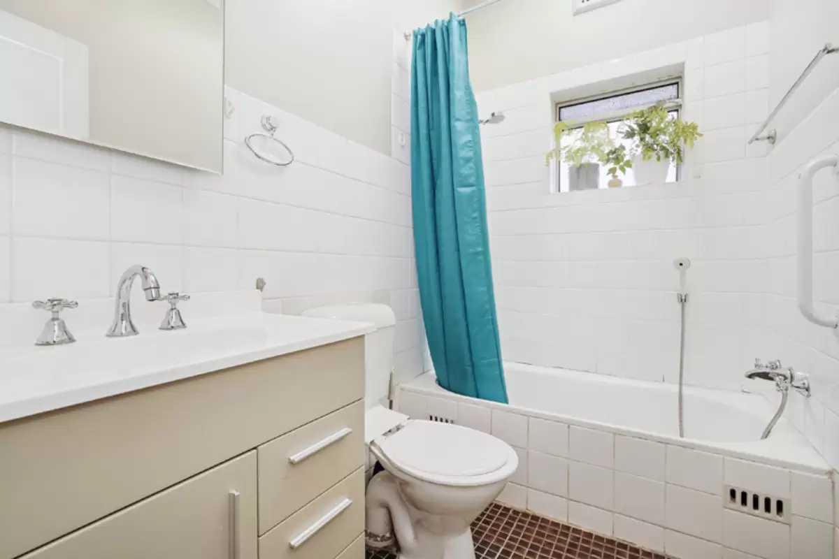 72 Balmoral Avenue, Croydon Park Sold by Rich & Oliva - image 4