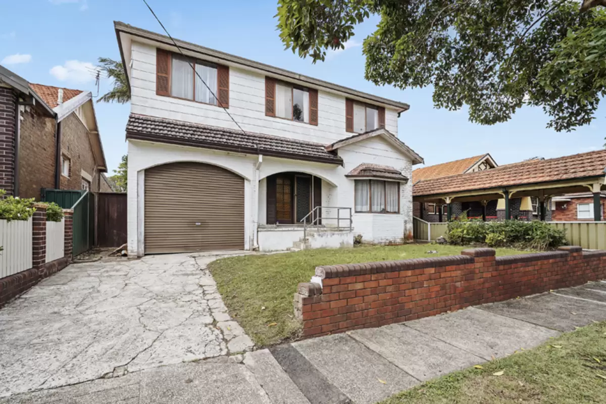 17 Cheviot Street, Ashbury Sold by Rich & Oliva - image 1