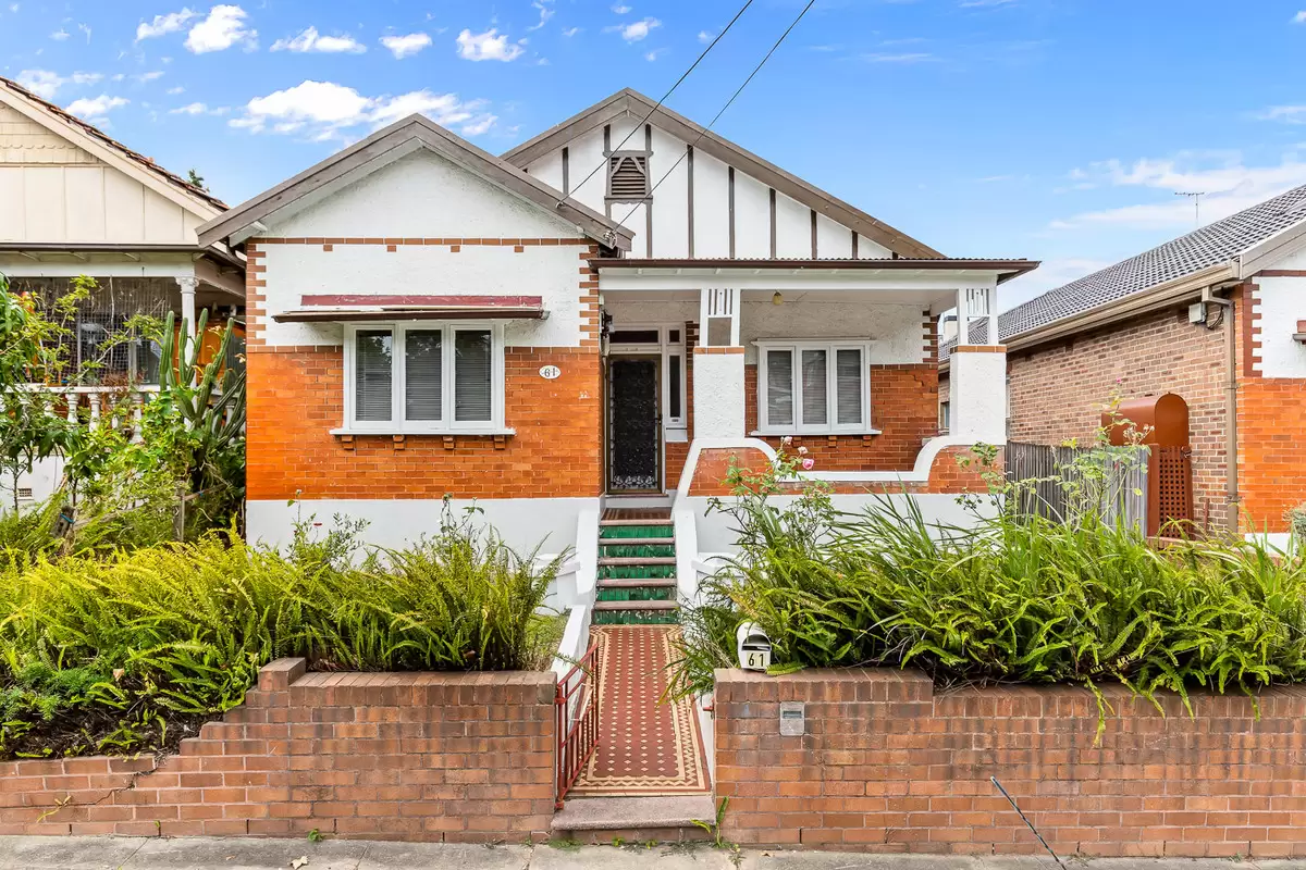 61 Bland Street, Ashfield Sold by Rich & Oliva - image 1