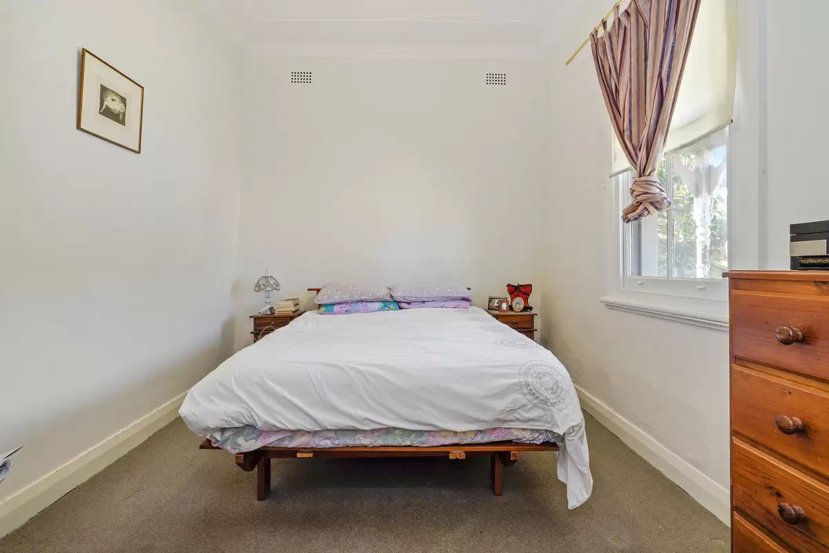 121 Portland Street, Croydon Park Sold by Rich & Oliva - image 3