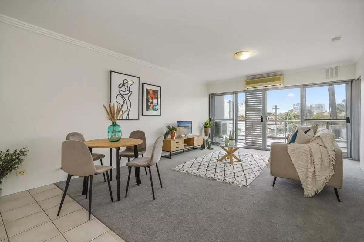 13/29 Parramatta Road, Concord Sold by Rich & Oliva - image 1