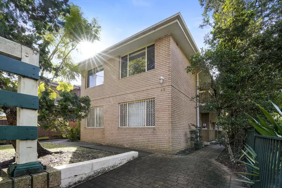 4/43 Third Avenue, Campsie Sold by Rich & Oliva - image 1