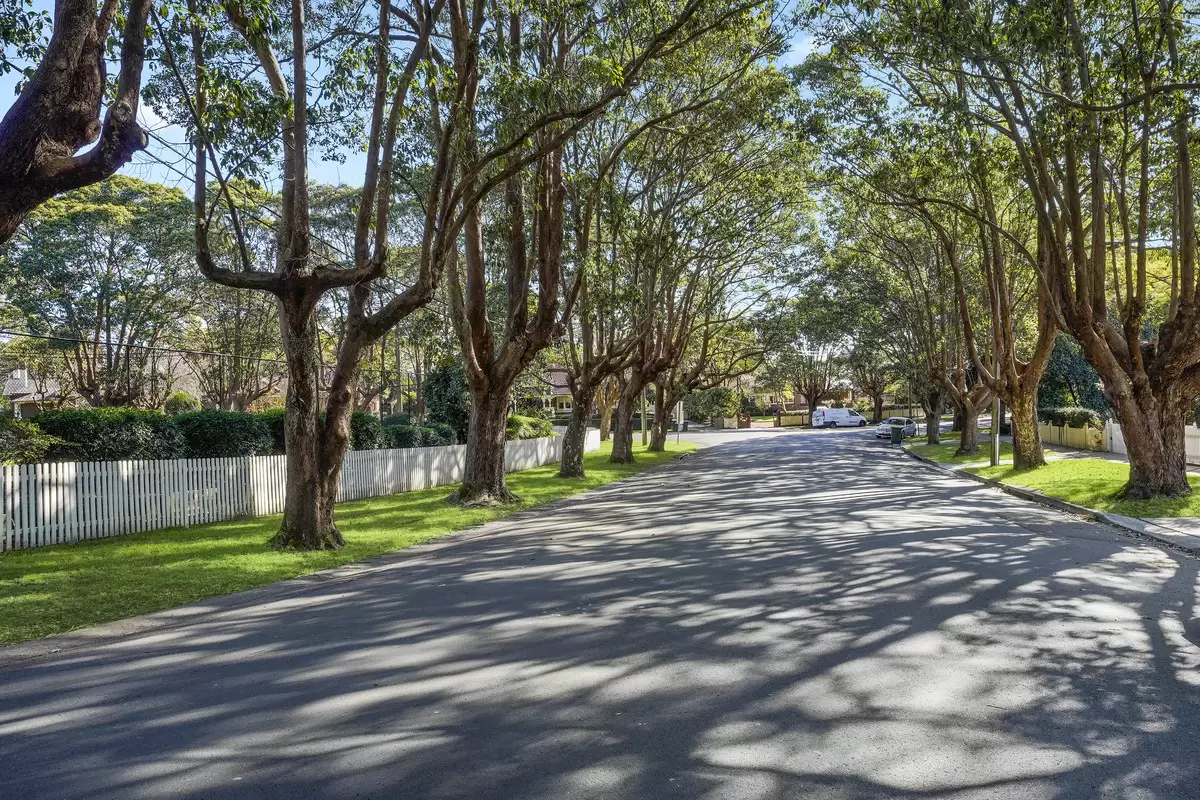 9 Appian Way, Burwood Sold by Rich & Oliva - image 22
