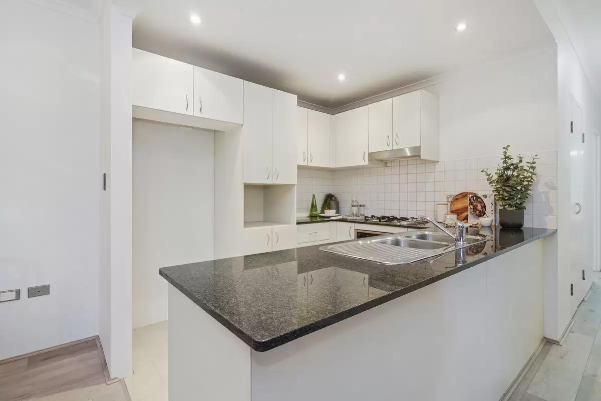 14/22 Herbert Street, West Ryde Sold by Rich & Oliva - image 4