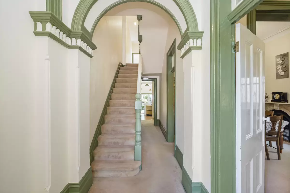 50 Victoria Street., Lewisham Sold by Rich & Oliva - image 2