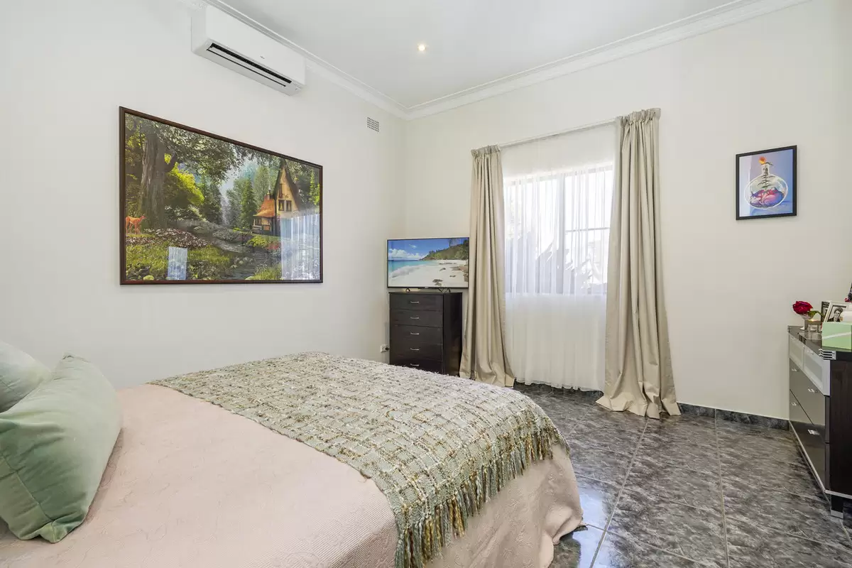 124 Ingham Avenue, Five Dock Sold by Rich & Oliva - image 5