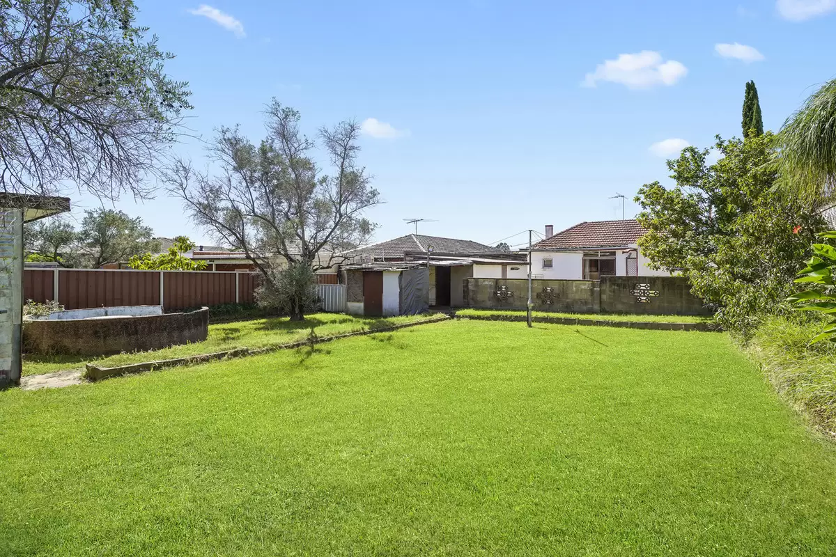 17 Narani Crescent, Earlwood Sold by Rich & Oliva - image 10