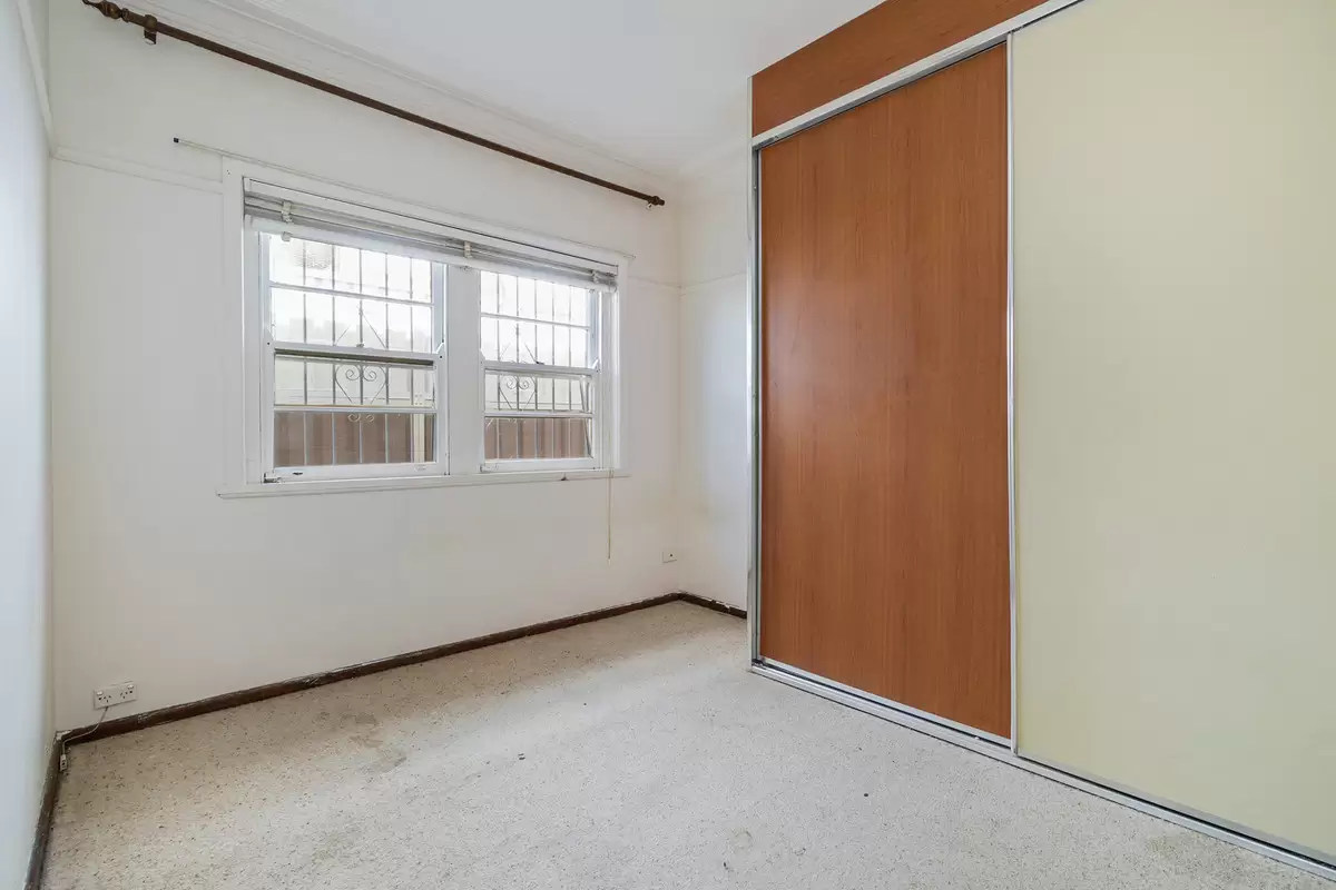 17 Narani Crescent, Earlwood Sold by Rich & Oliva - image 4