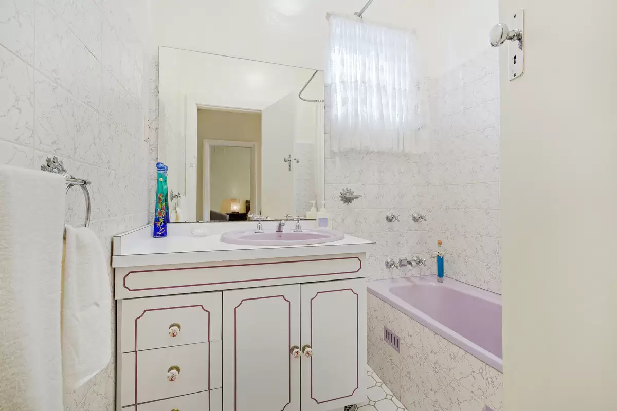 14 Wareemba Street, Wareemba Sold by Rich & Oliva - image 5