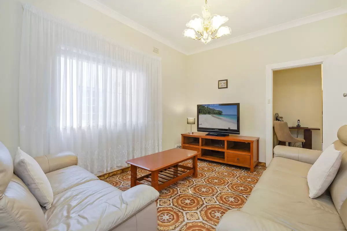 14 Wareemba Street, Wareemba Sold by Rich & Oliva - image 6
