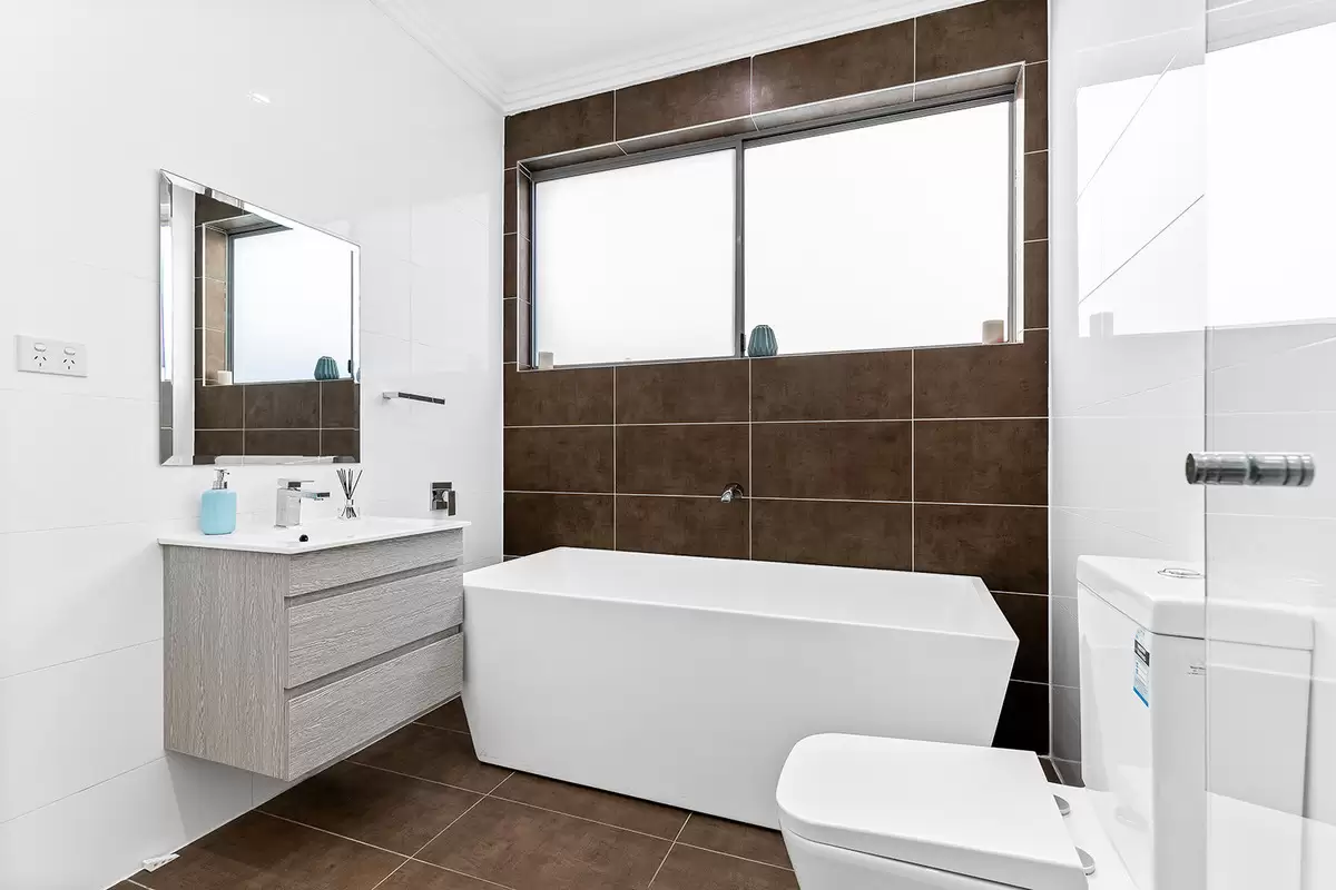 22a Ferrier Parade, Clemton Park Sold by Rich & Oliva - image 7