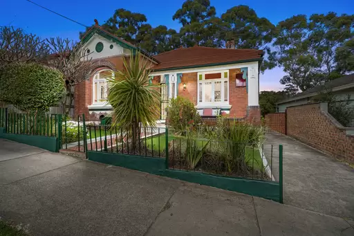 48 Hanks Street, Ashbury Sold by Rich & Oliva