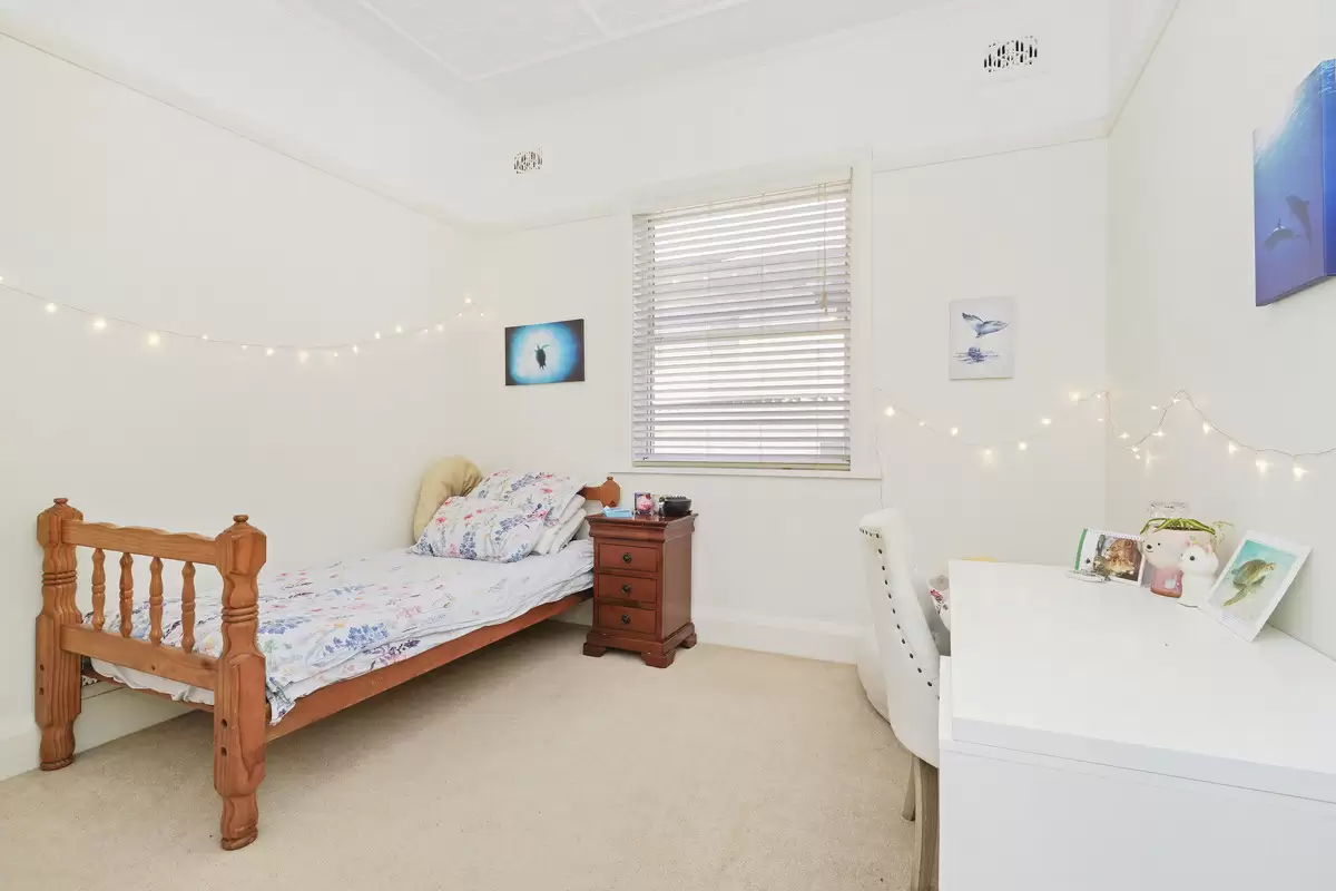 23 Goodlet Street, Ashbury Sold by Rich & Oliva - image 7