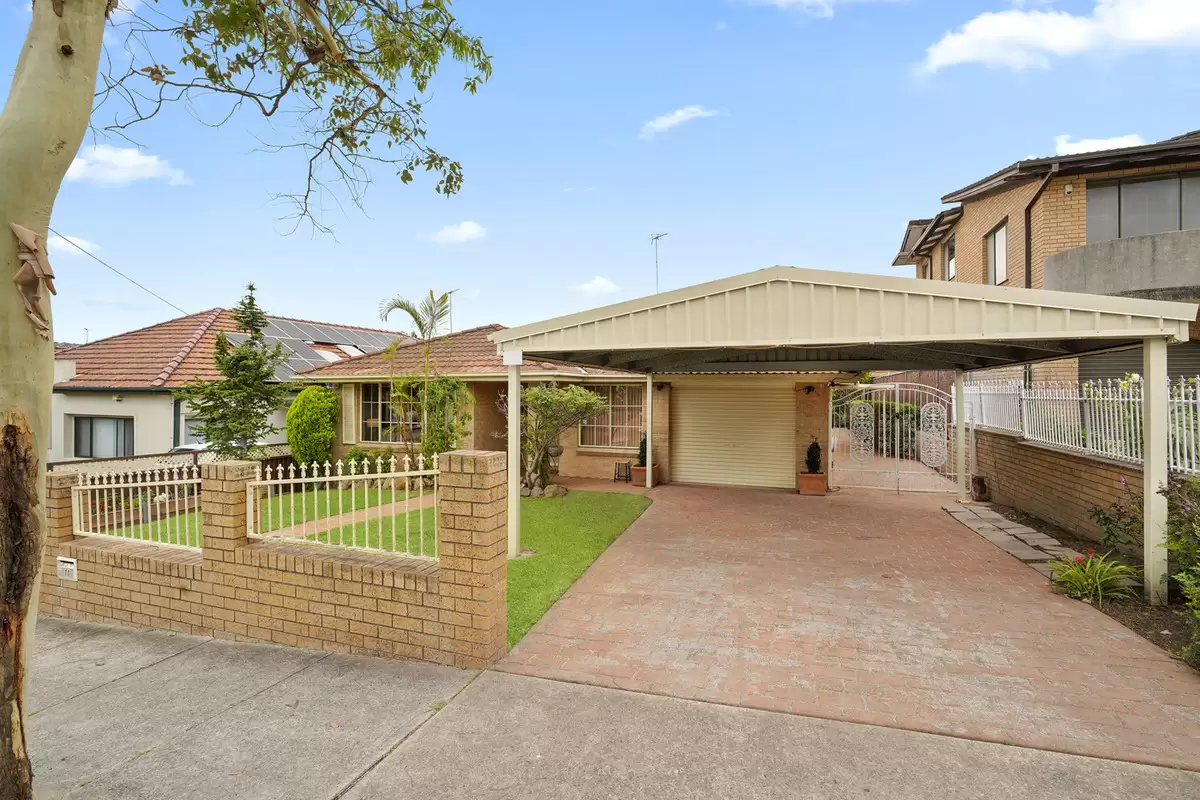 11 Carlyle Street, Enfield Sold by Rich & Oliva - image 1