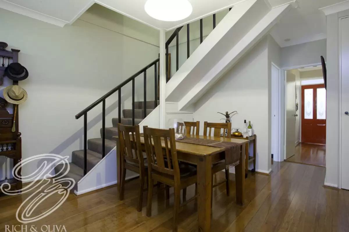 6/243 Georges River Road, Croydon Park Sold by Rich & Oliva - image 4