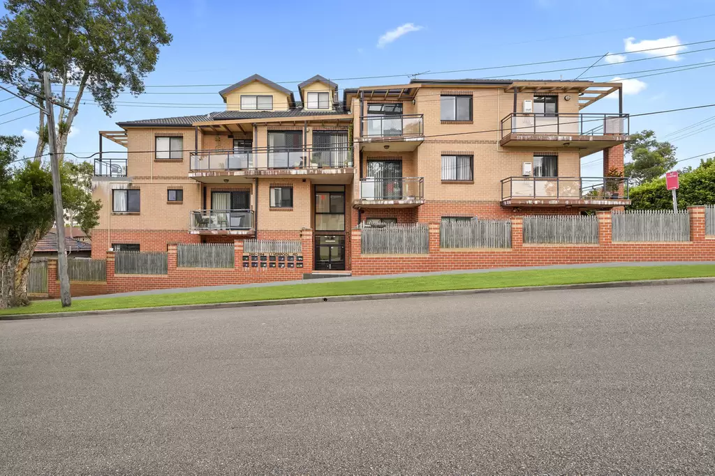 5/260-264 Liverpool Road, Enfield Sold by Rich & Oliva